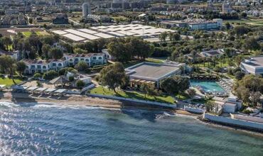 Merit Royal Gardens Hotel & Casino